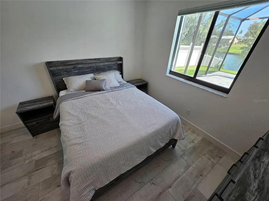 136 Kamal Parkway Cape Coral FL 33904