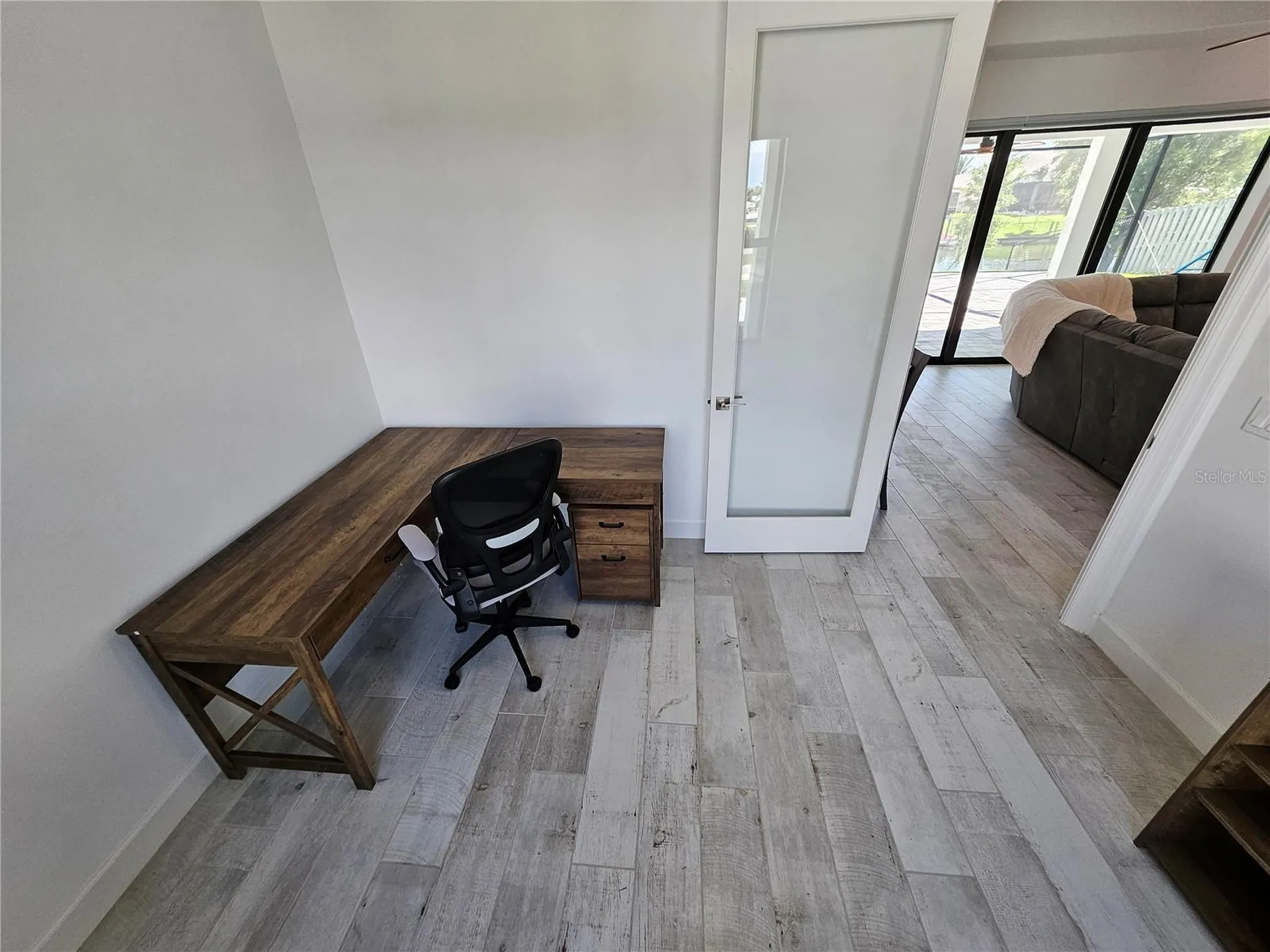 136 Kamal Parkway Cape Coral FL 33904