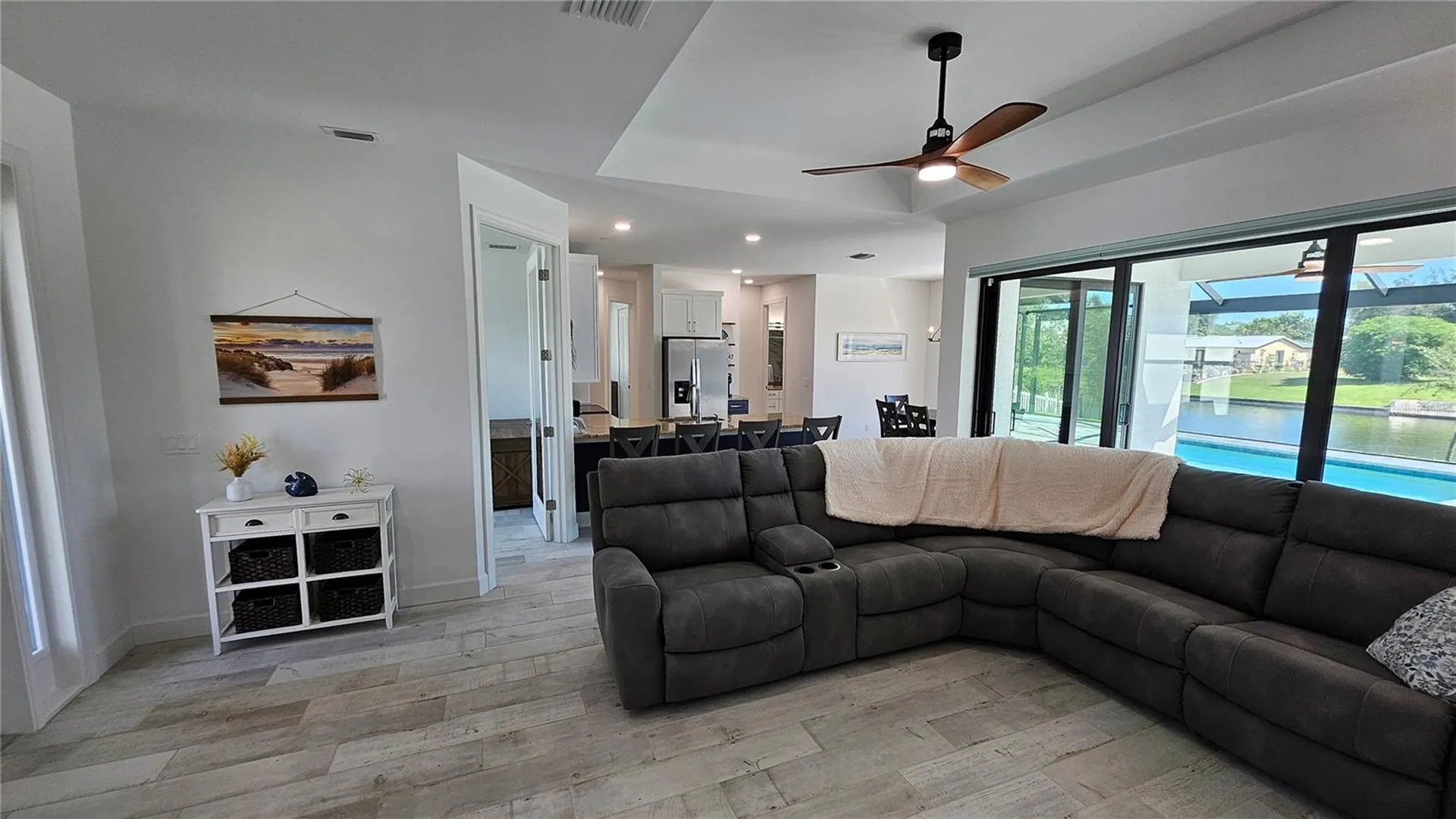 136 Kamal Parkway Cape Coral FL 33904