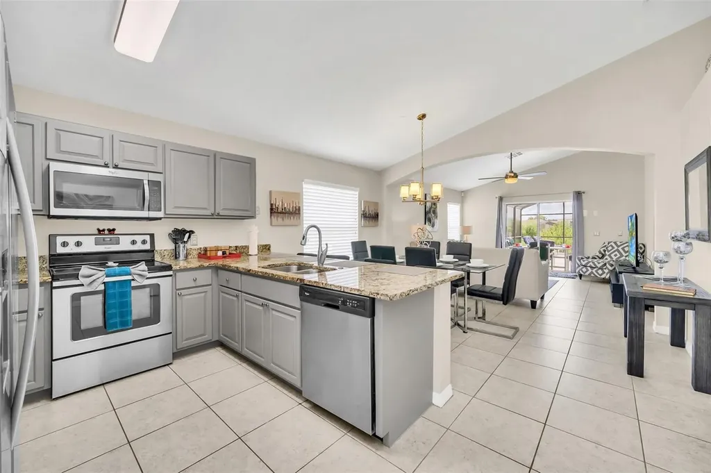 606 Balmoral Drive Davenport FL 33896