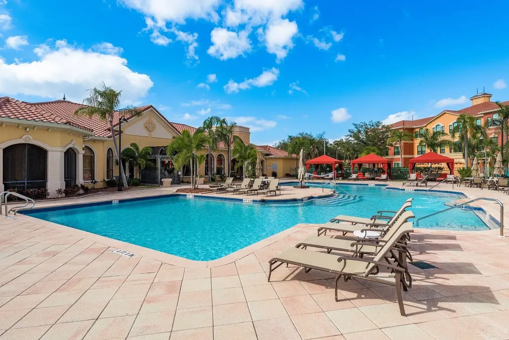 2730 Via Tivoli Clearwater FL 33764