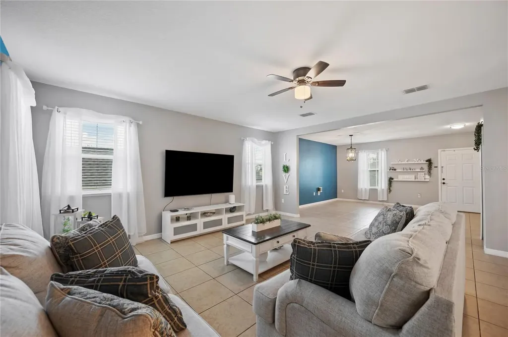 1018 Roberta Road Lake Wales FL 33853