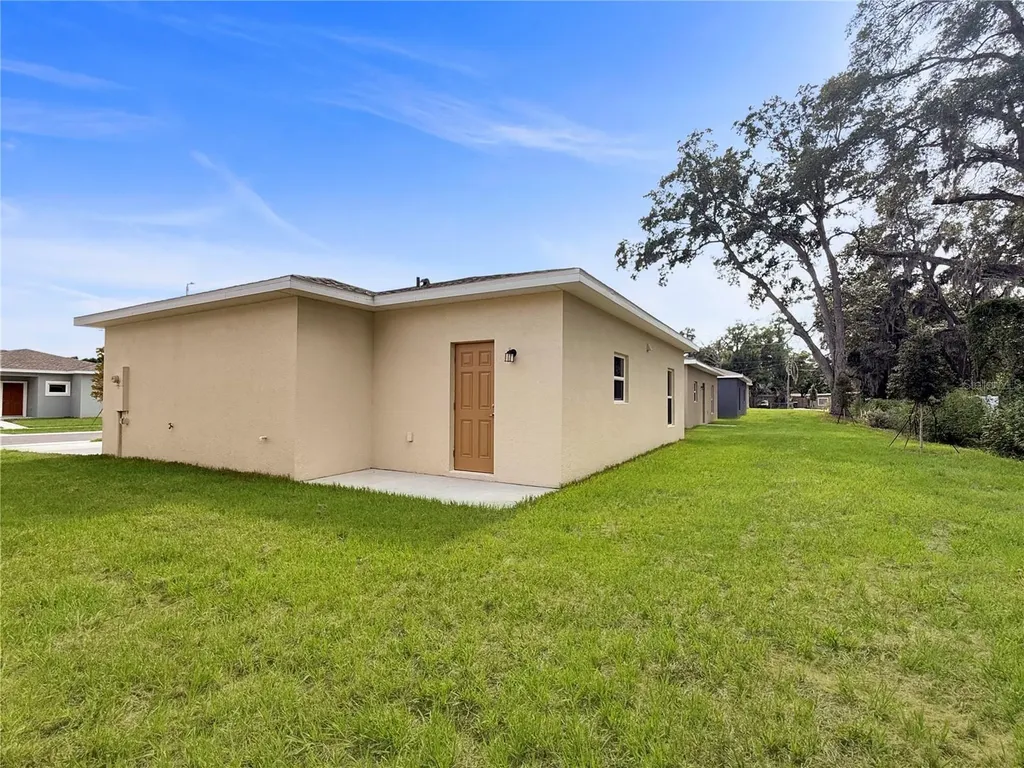 5020 Finders Court Tampa FL 33617