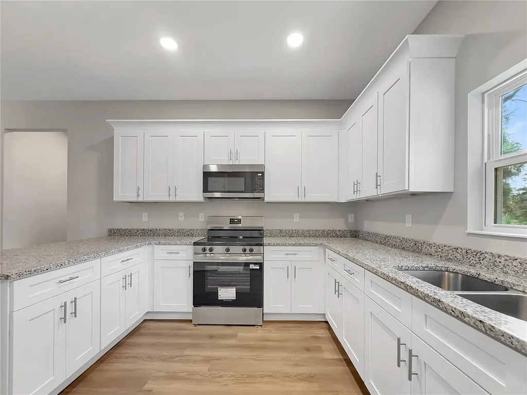 5020 Finders Court Tampa FL 33617