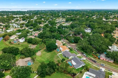 341 Arbor Drive W Palm Harbor FL 34683