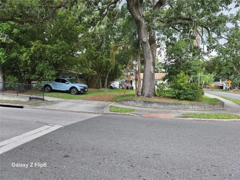 Helen Avenue Orlando FL 32804