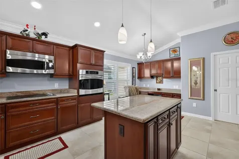 1614 Pennecamp Drive The Villages FL 32162