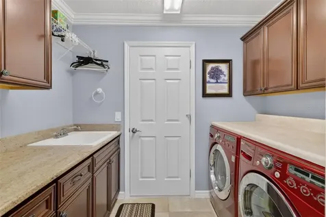 1614 Pennecamp Drive The Villages FL 32162
