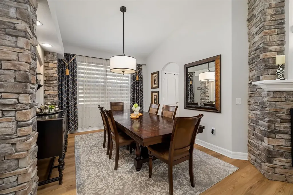 6215 Warbler Lane Lakewood Ranch FL 34202