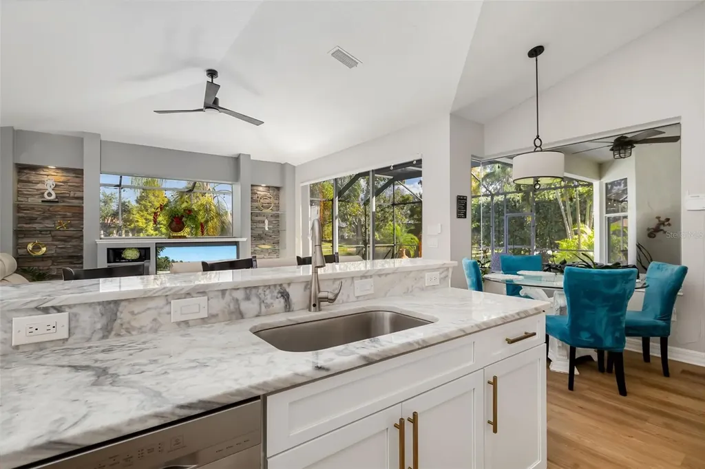 6215 Warbler Lane Lakewood Ranch FL 34202