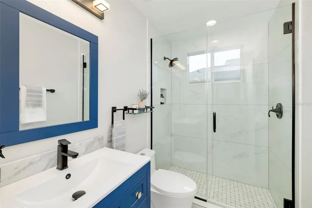 6215 Warbler Lane Lakewood Ranch FL 34202