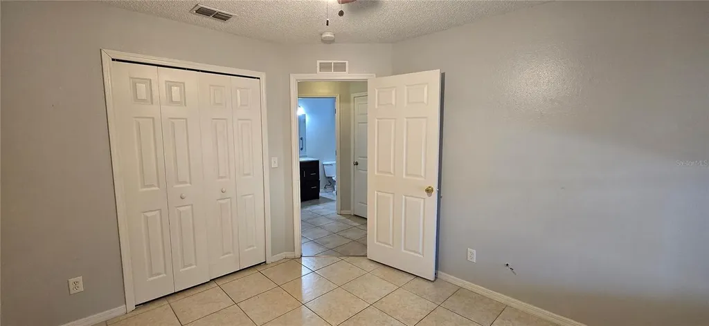 3412 Palm Beach Drive Valrico FL 33594