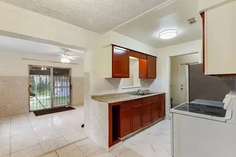 1227 Merritt Street Altamonte Springs FL 32701