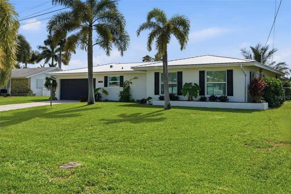 2835 SE 18th Avenue Cape Coral FL 33904