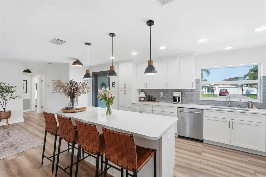 2835 SE 18th Avenue Cape Coral FL 33904