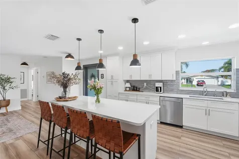 2835 SE 18th Avenue Cape Coral FL 33904