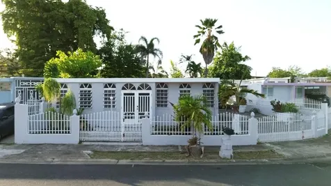 Urb. Villa Clarita G-4 Fajardo PR 00738