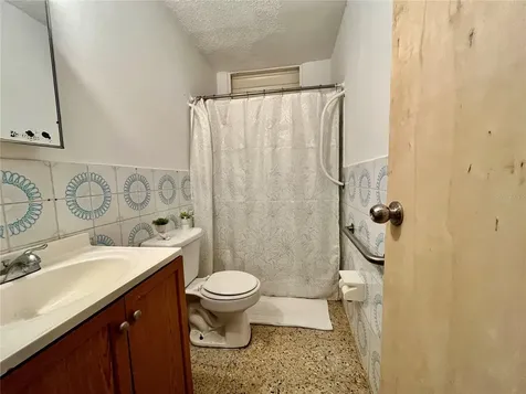 Urb. Villa Clarita G-4 Fajardo PR 00738
