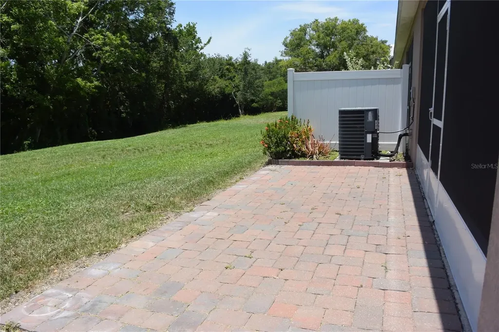 1213 Grantham Drive Sarasota FL 34234