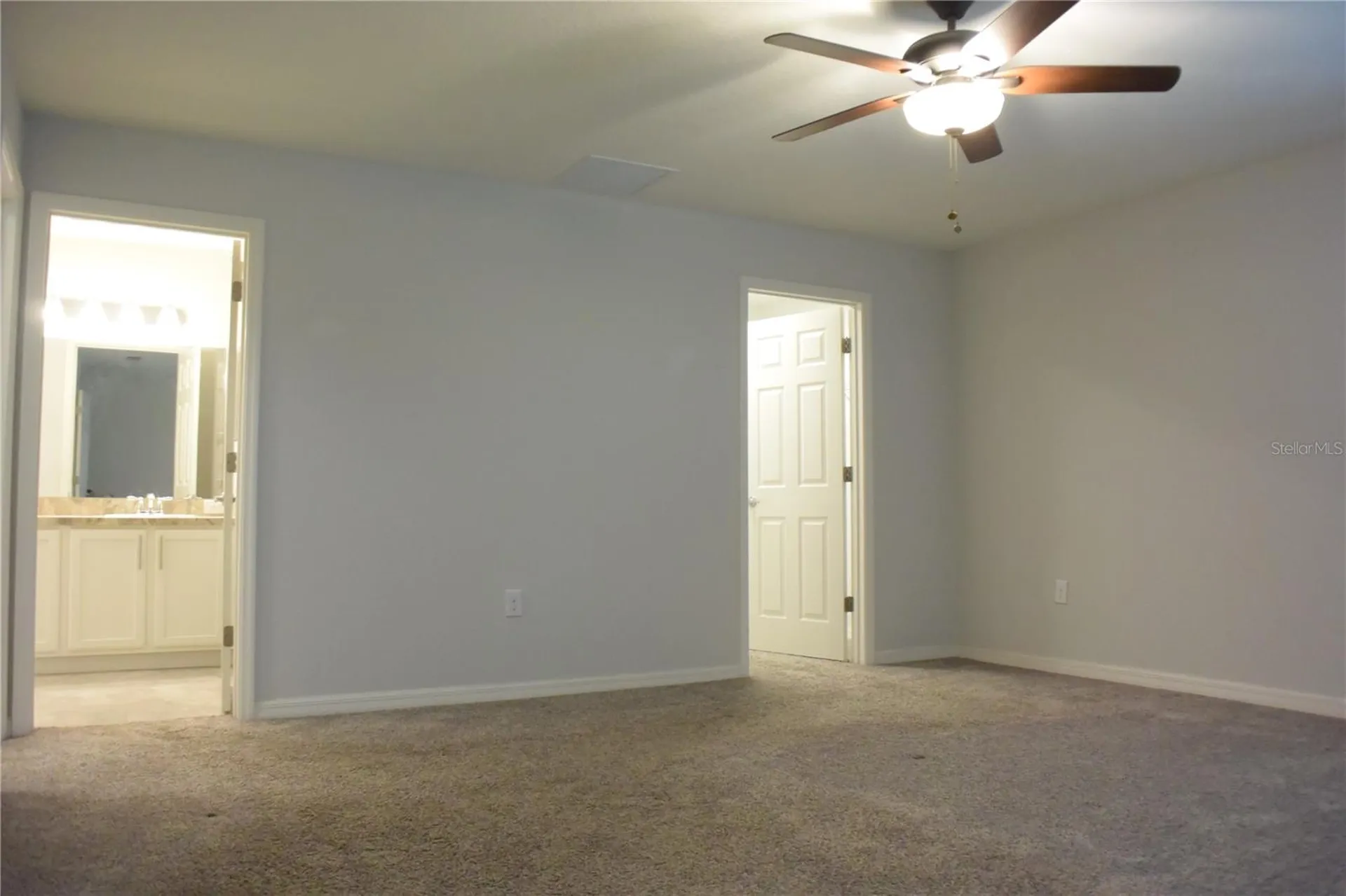 1213 Grantham Drive Sarasota FL 34234