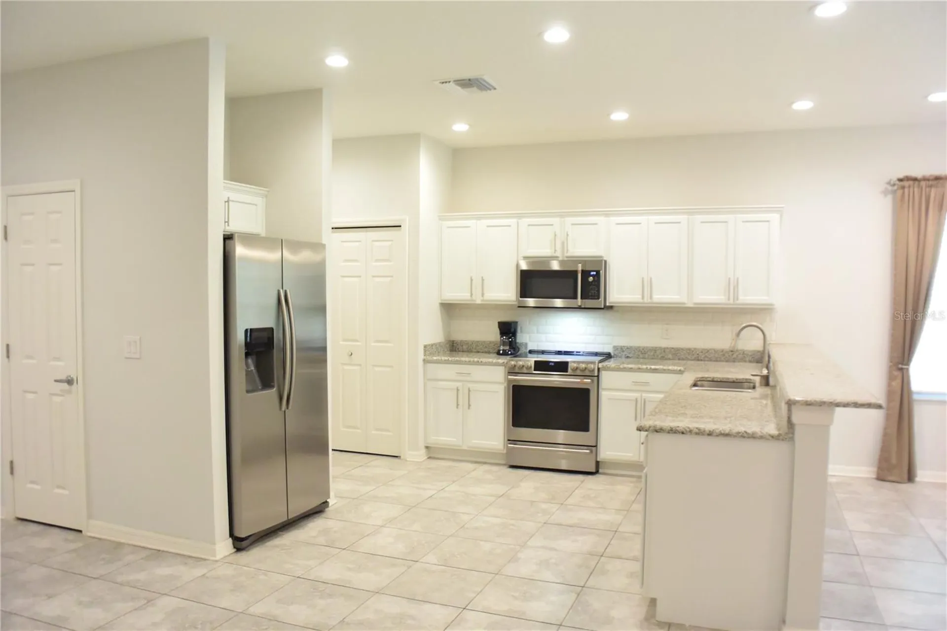 1213 Grantham Drive Sarasota FL 34234