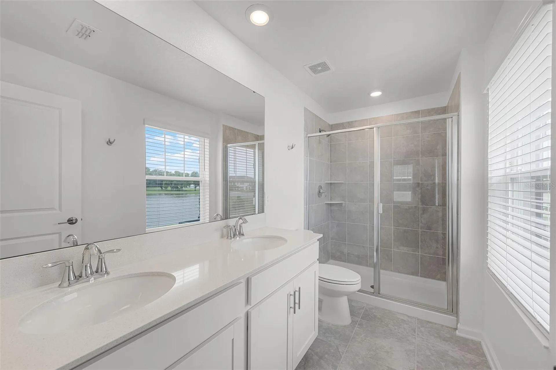 2563 Relaxing Lane Kissimmee FL 34744