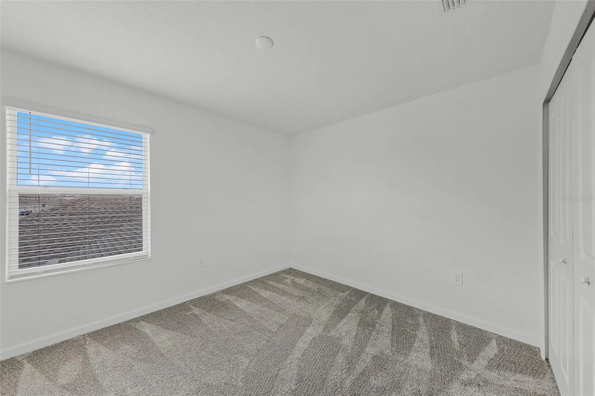 2563 Relaxing Lane Kissimmee FL 34744