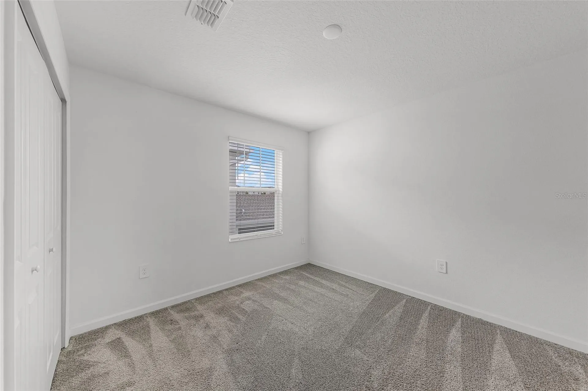 2563 Relaxing Lane Kissimmee FL 34744