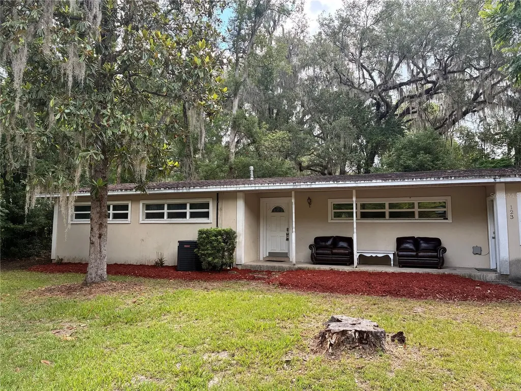 123 NW 26th Street Gainesville FL 32607