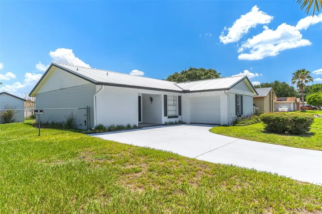 443 Ball Court Kissimmee FL 34759