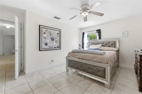 5219 Via Hacienda Circle Orlando FL 32839