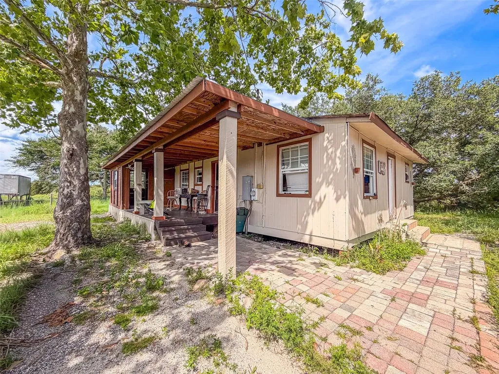 4706 County Road 557a Polk City FL 33868