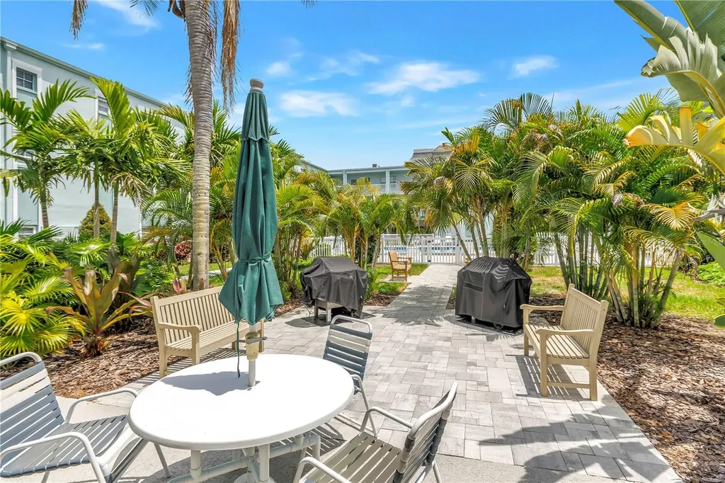 701 Poinsettia Road Belleair FL 33756