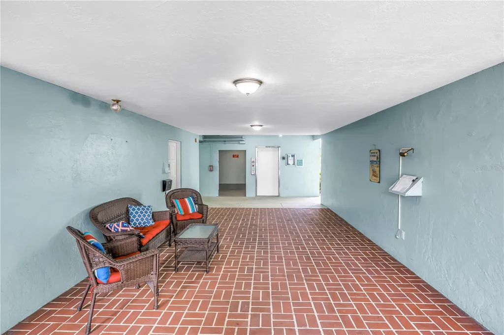 701 Poinsettia Road Belleair FL 33756