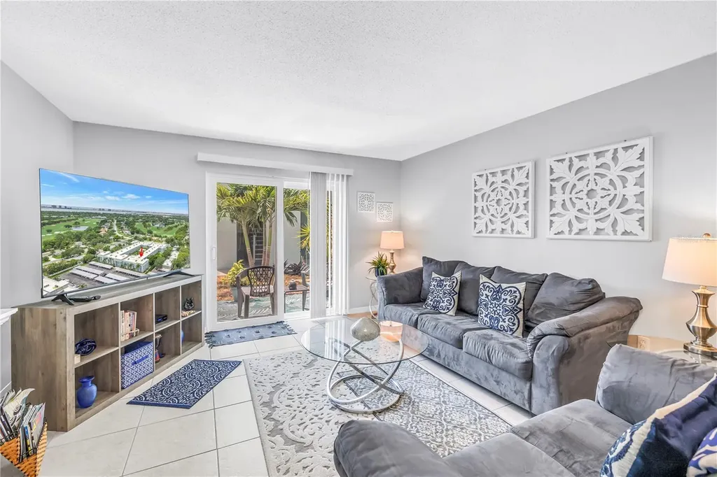 701 Poinsettia Road Belleair FL 33756