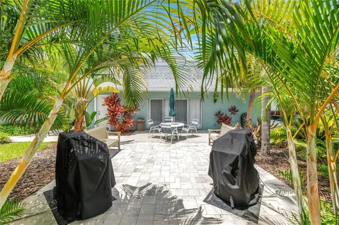 701 Poinsettia Road Belleair FL 33756