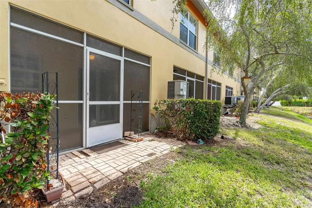 170 Coquina Bay Drive St Petersburg FL 33705