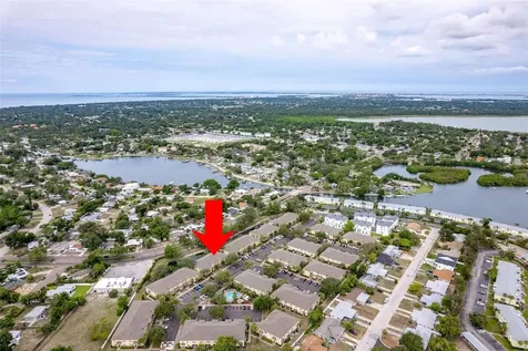 170 Coquina Bay Drive St Petersburg FL 33705