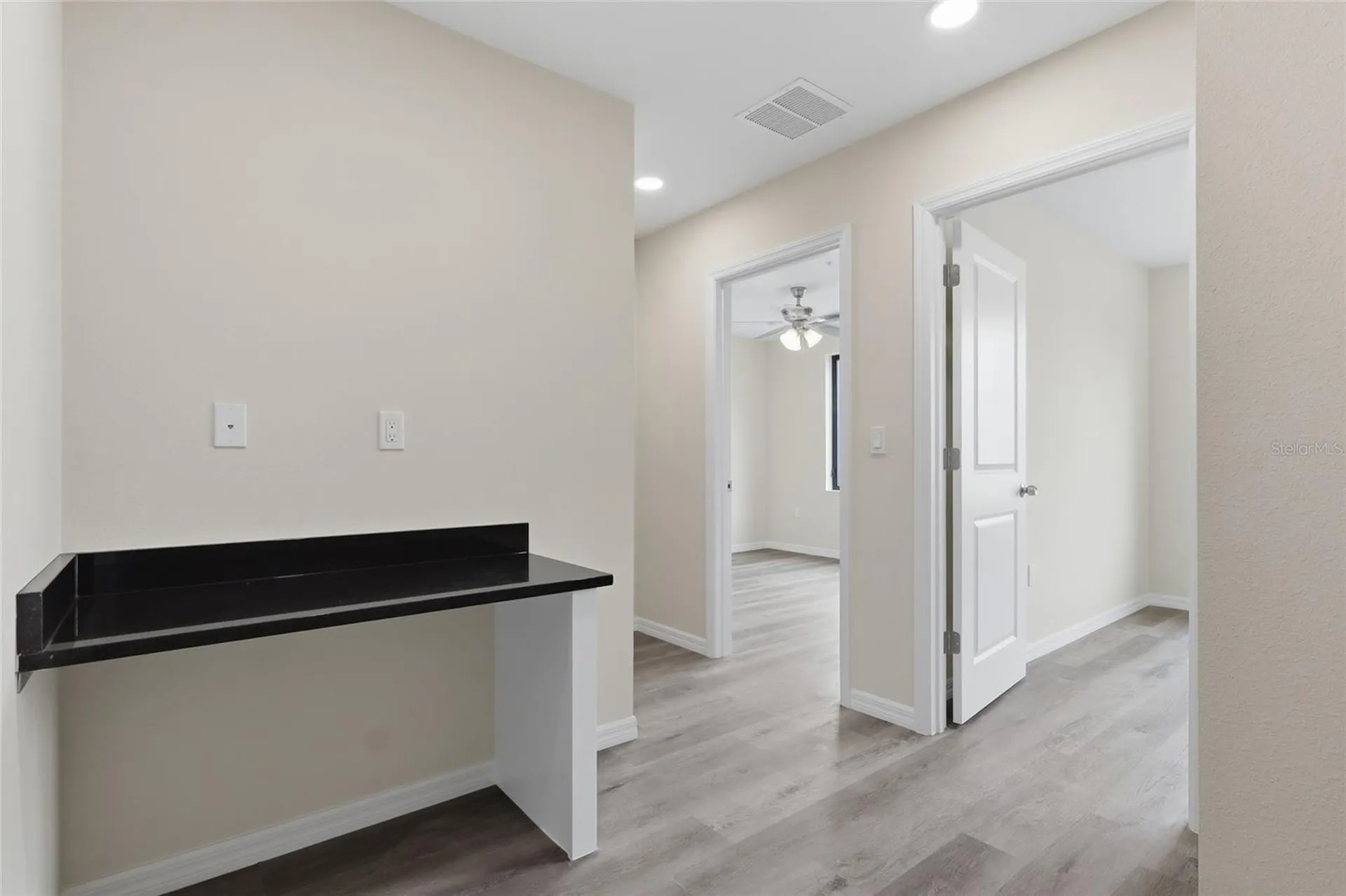 4369 Cambio Gardens Court Tampa FL 33610