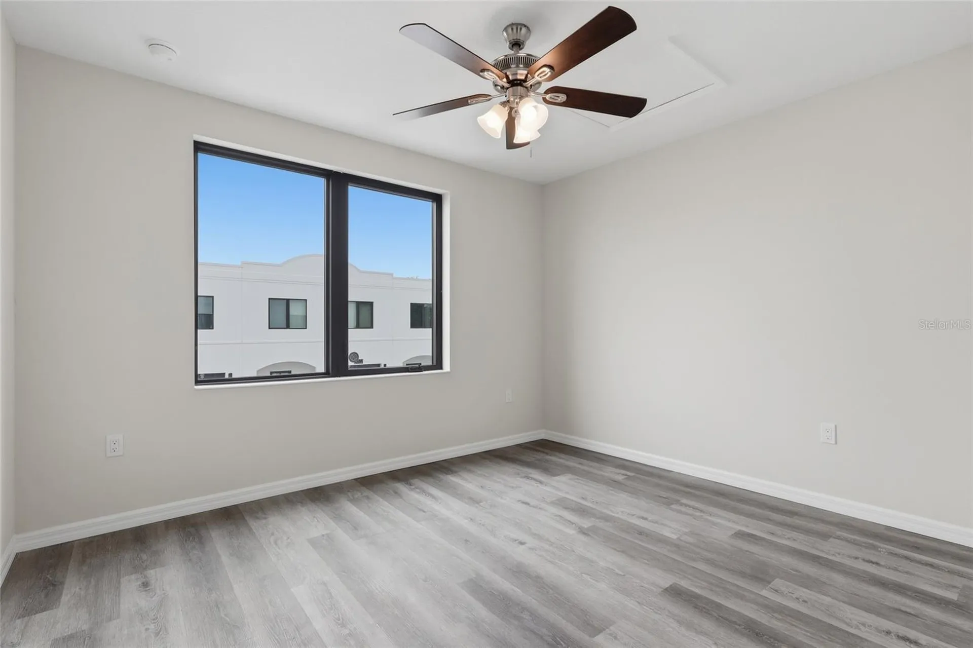4369 Cambio Gardens Court Tampa FL 33610
