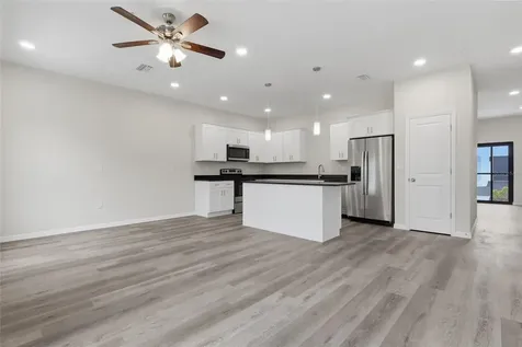 4369 Cambio Gardens Court Tampa FL 33610