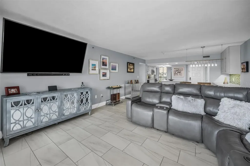 19111 Vista Bay Drive Indian Shores FL 33785