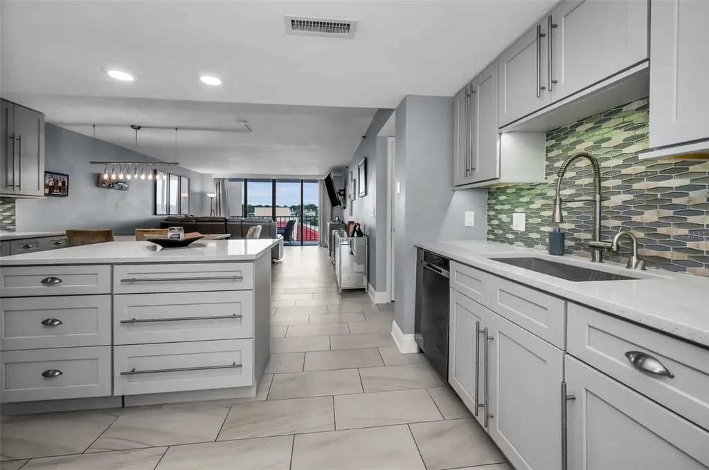 19111 Vista Bay Drive Indian Shores FL 33785