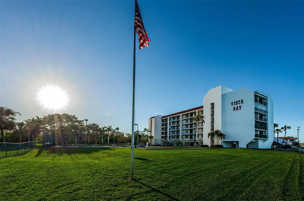 19111 Vista Bay Drive Indian Shores FL 33785
