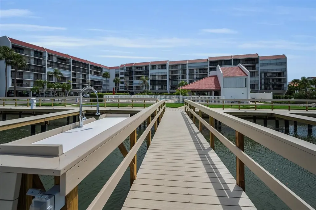 19111 Vista Bay Drive Indian Shores FL 33785