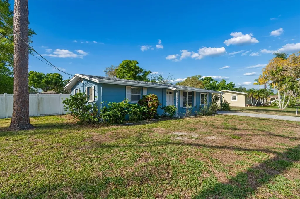 2348 Doud Street Sarasota FL 34231