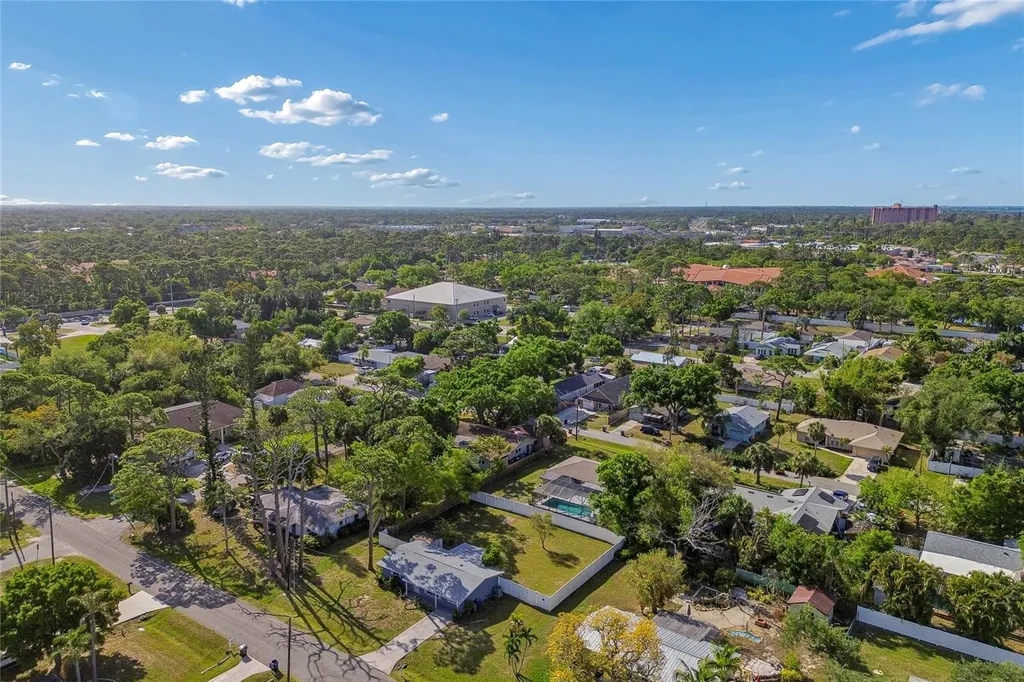 2348 Doud Street Sarasota FL 34231