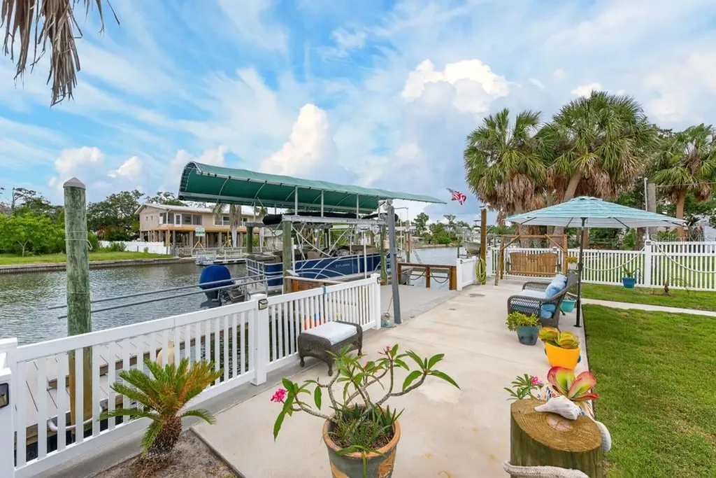 6801 Clark Street Hudson FL 34667