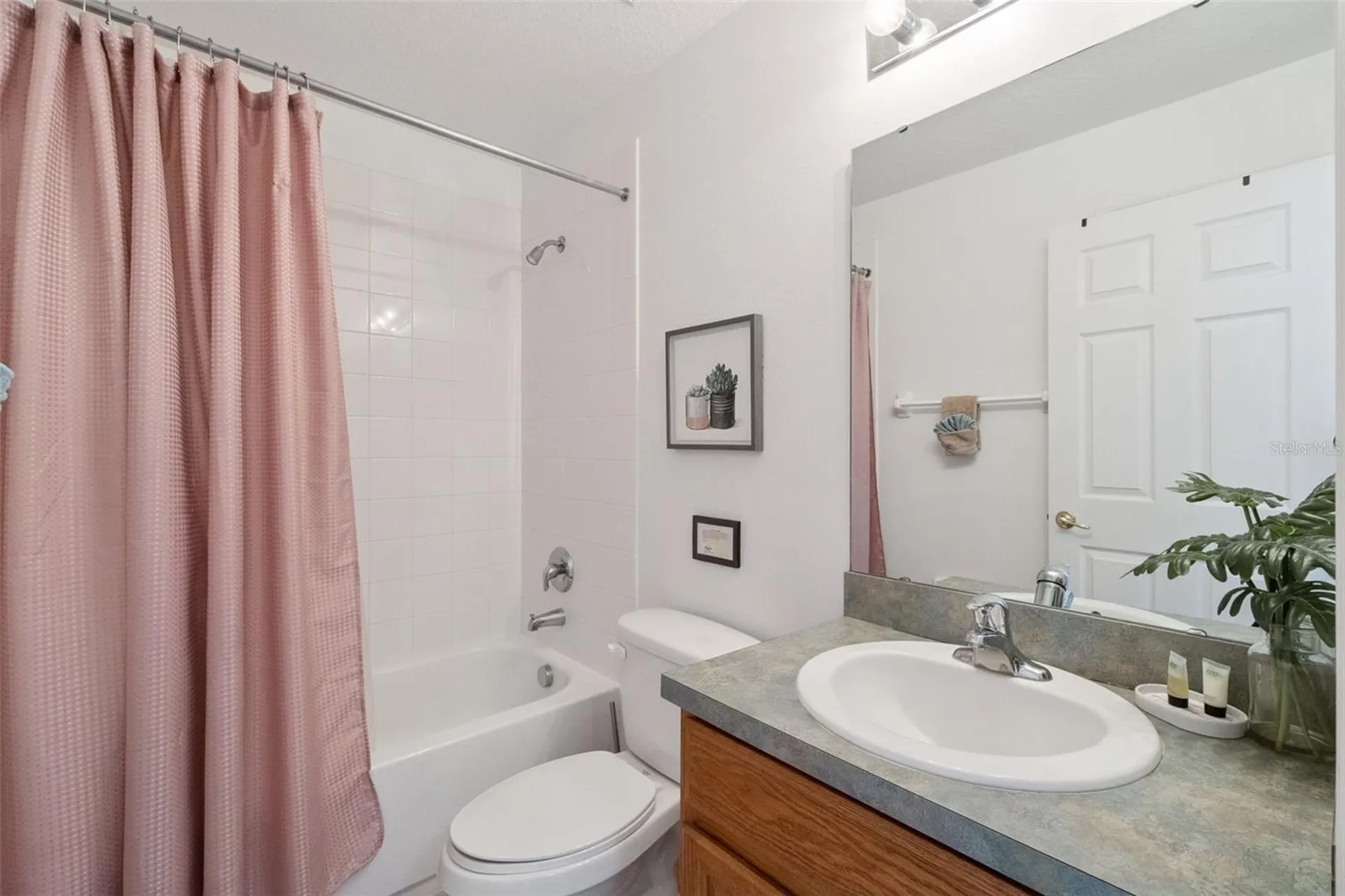 652 Highgate Park Boulevard Davenport FL 33897