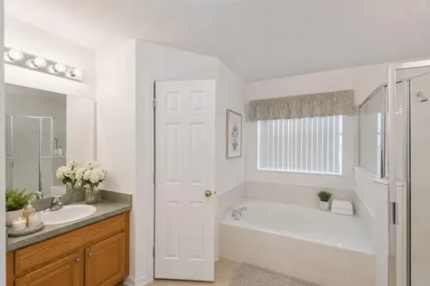 652 Highgate Park Boulevard Davenport FL 33897